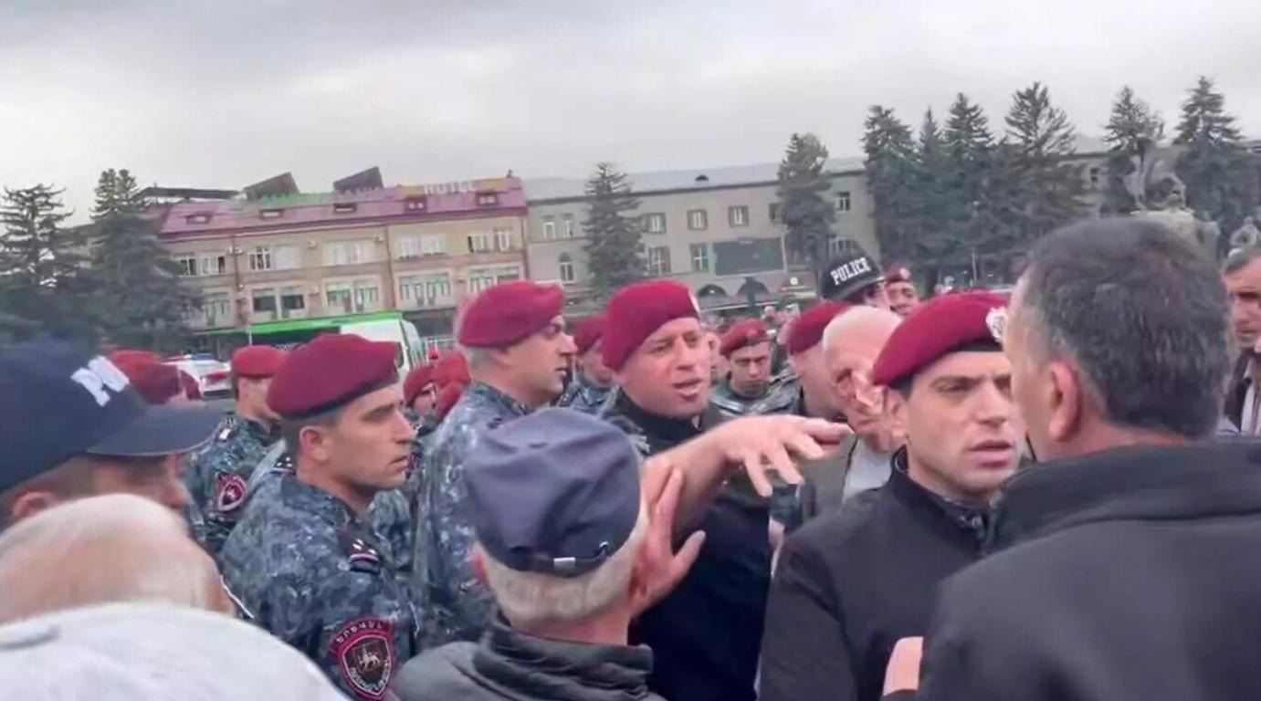 В Армении возбуждено 41 уголовное дело об участии в беспорядках в Гюмри