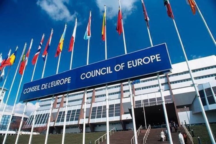 The Council of Europe has called on the Azerbaijani leadership to release political prisoners from prison