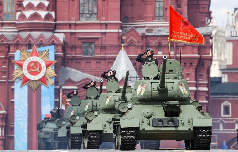 В 12 городах СКФО пройдут военные парады