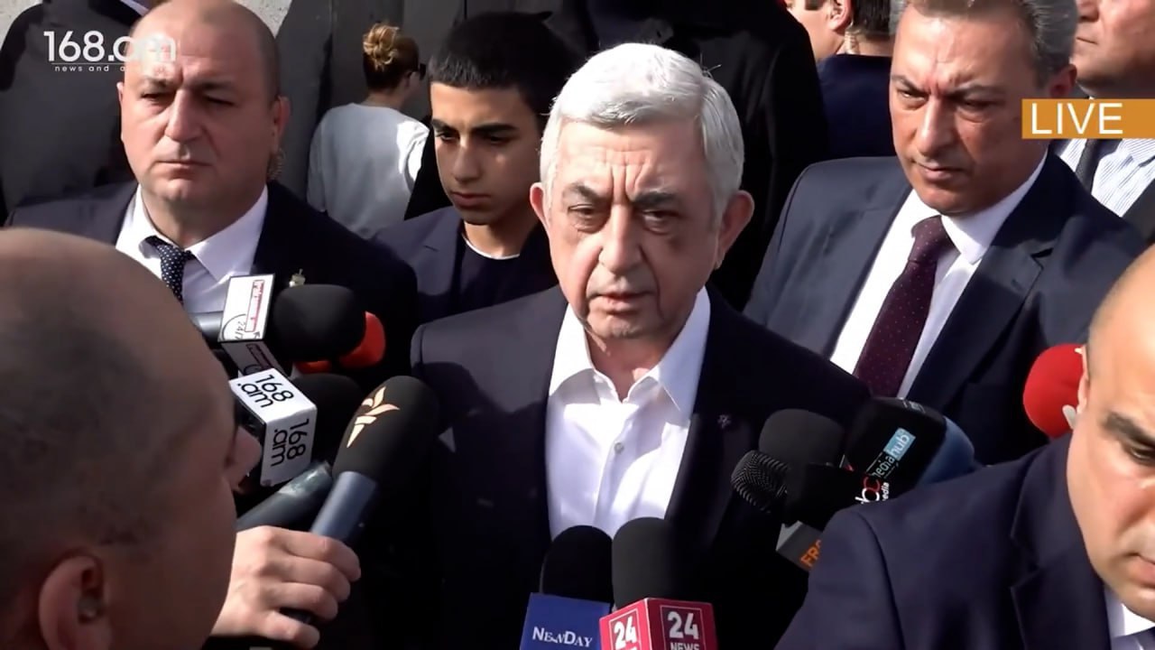 Экс-президент Армении заявил о программе отстранения от власти премьера Пашиняна