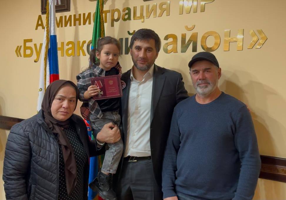 В Дагестане глава района поспешил отправиться на «СВО» после обысков и возбуждения уголовного дела