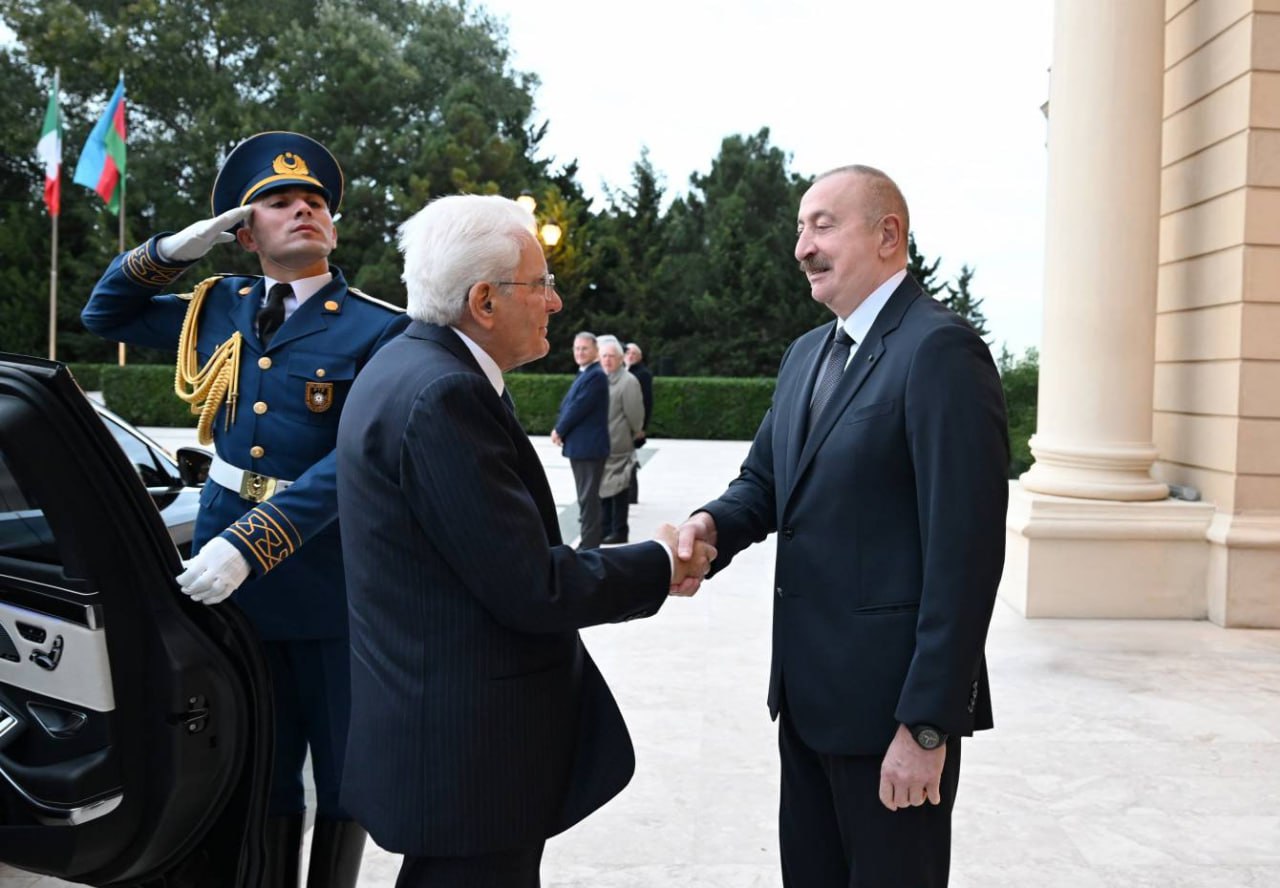 The presidents of Azerbaijan and Italy praised the relations between their countries