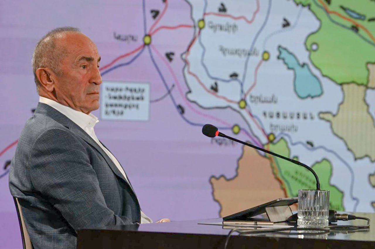 Former Armenian President Intends to Run in Parliamentary Elections