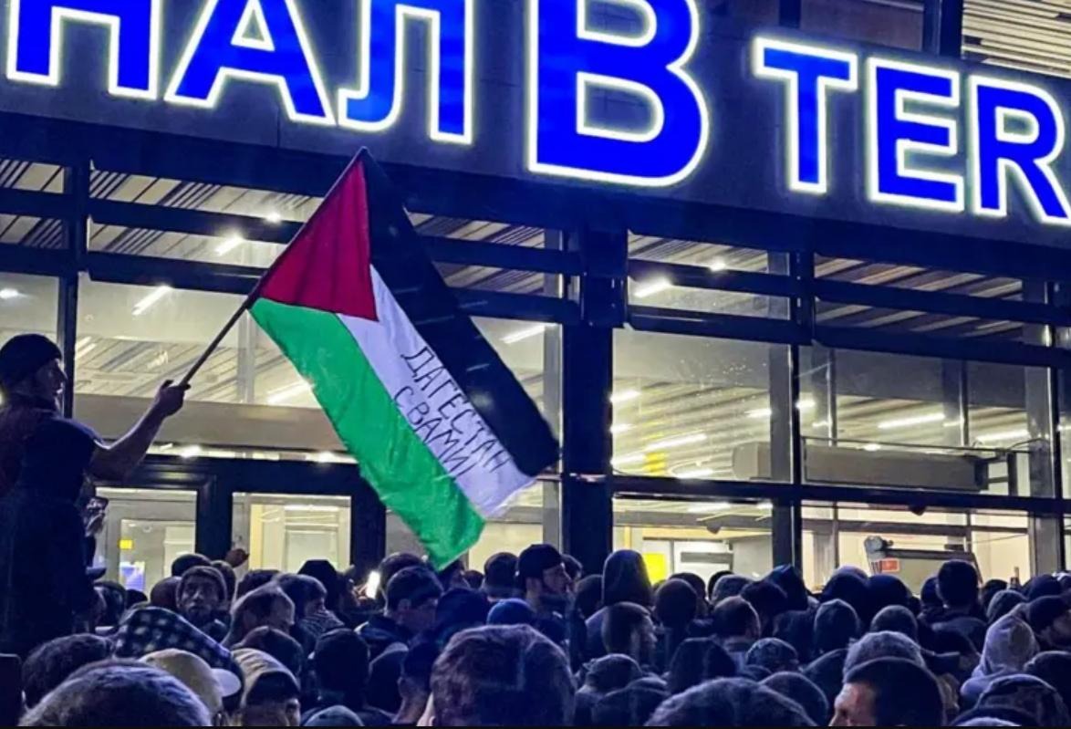 Еще четверо фигурантов «аэропортовского дела» получили длительные сроки