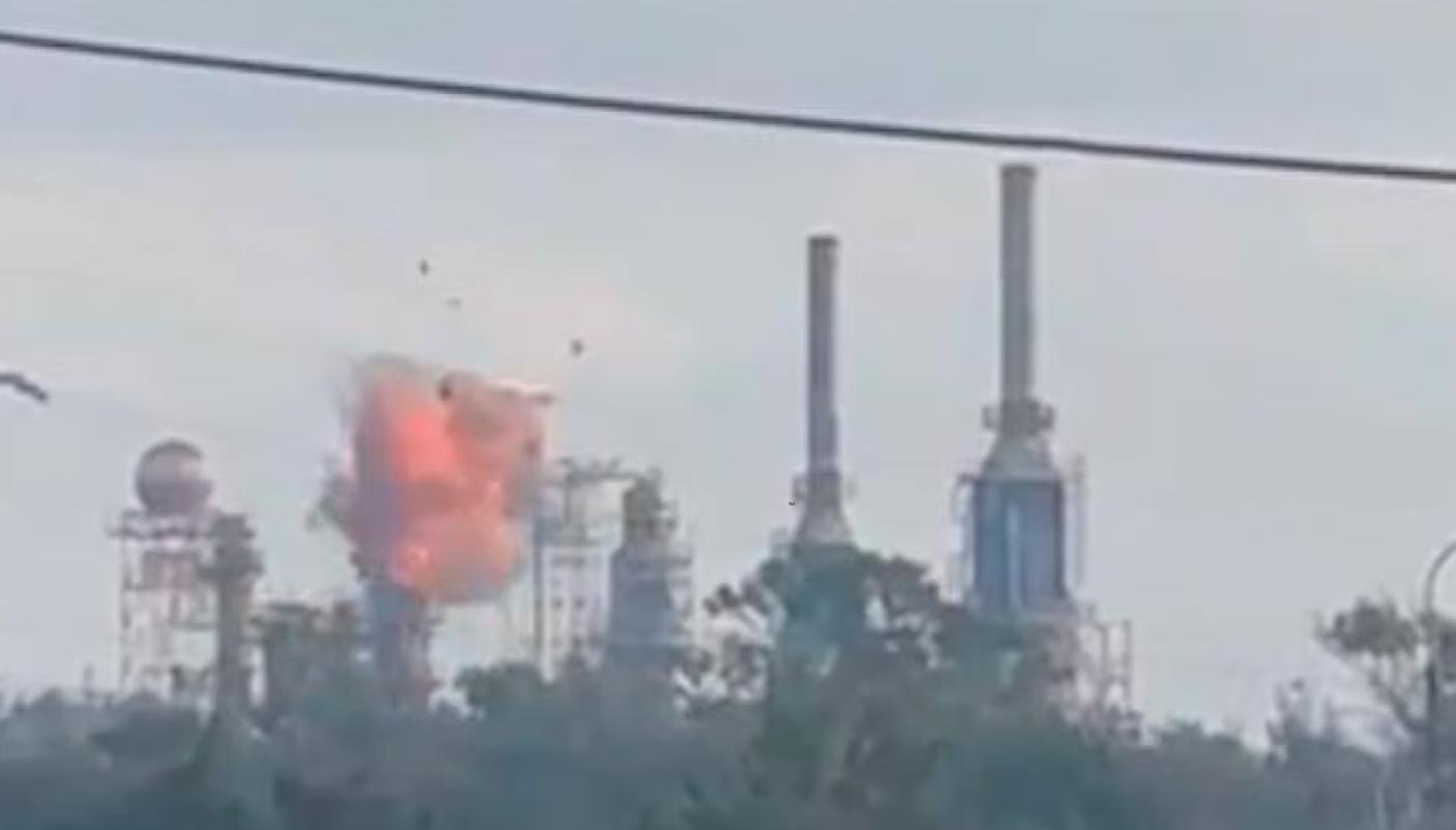 The General Staff of the Ukrainian Armed Forces confirmed the destruction of an oil refinery in Dagestan