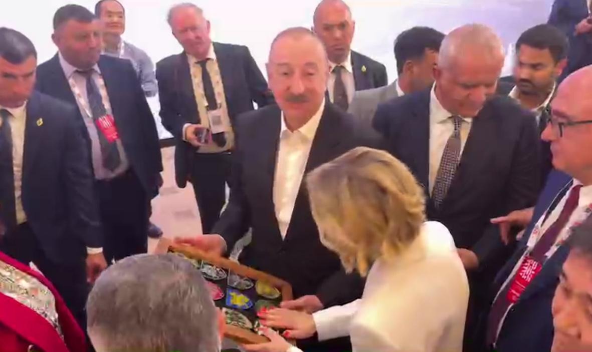 Ilham Aliyev thanked Ukraine for the received Ukrainian Armed Forces chevrons