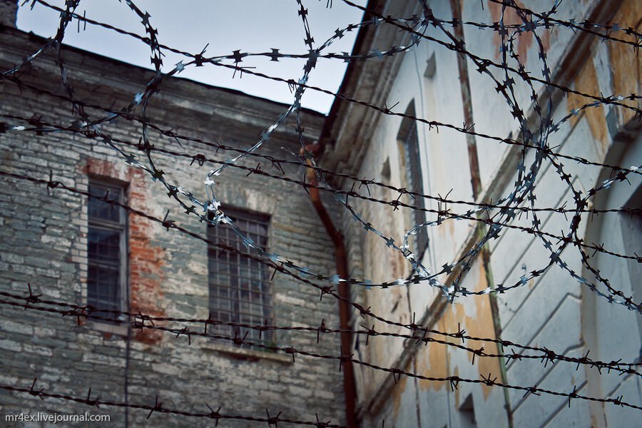 Crimean Tatar political prisoners cannot receive letters or call their relatives