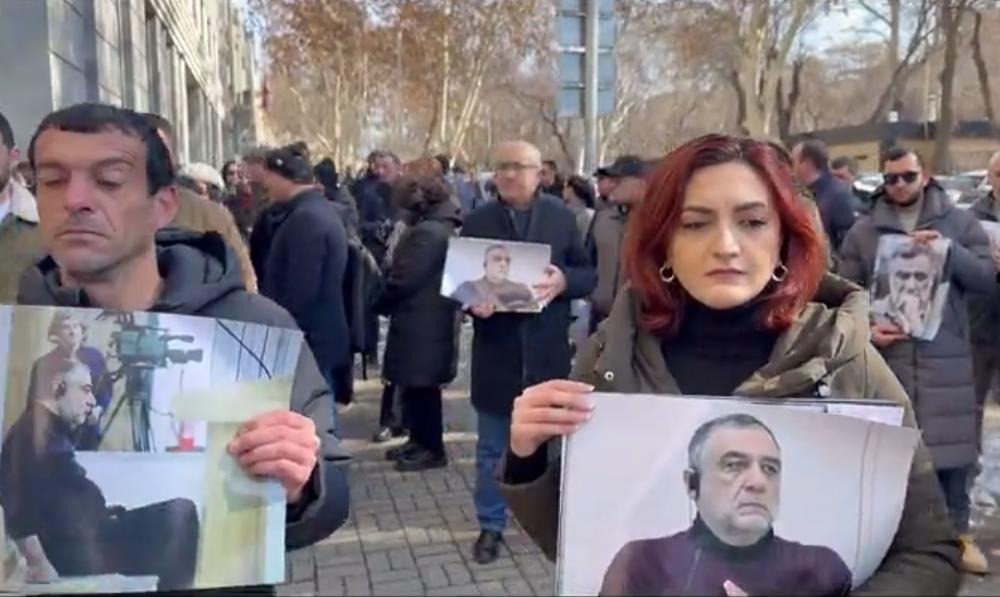 В Армении прошла акция в поддержку Варданяна и других удерживаемых в Баку карабахских лидеров