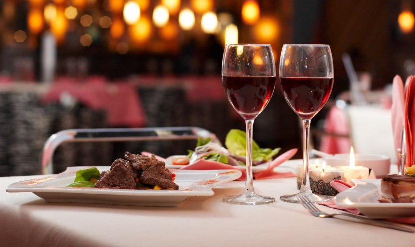 In the North Caucasus, citizens' spending on cafes and restaurants has decreased