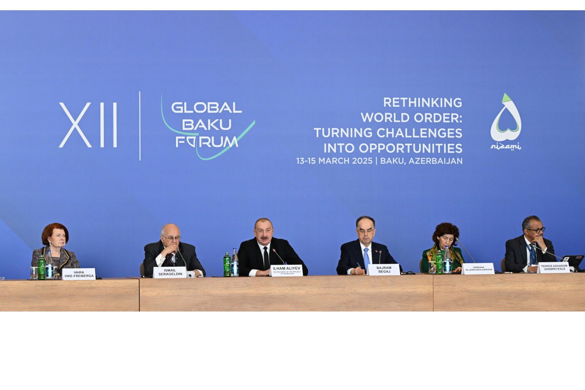 Azerbaijani President Criticizes EU Mission, but Reaffirms Commitment to Peace with Armenia