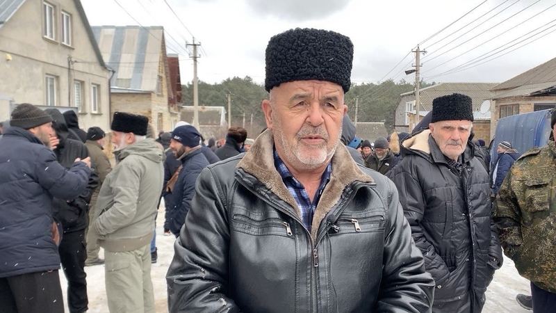 In Crimea, security forces seized a trailer home from a veteran of the Crimean Tatar movement