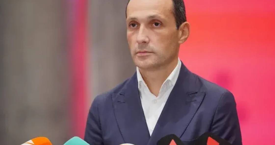 Отсутствие Давиташвили в стране подтвердили СГБ Грузии и он сам