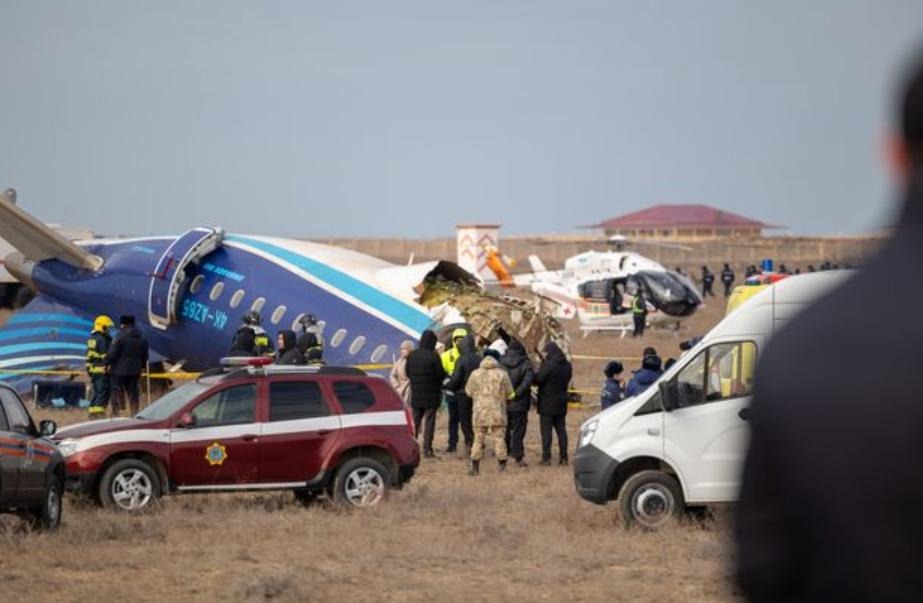 Kazakhstan's Transport Ministry: Embraer 190 received external damage while still in the air