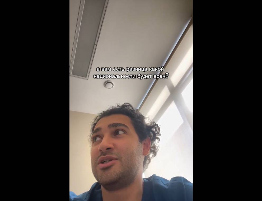 In Moscow, a doctor of Azerbaijani descent responded humorously to a patient's insults