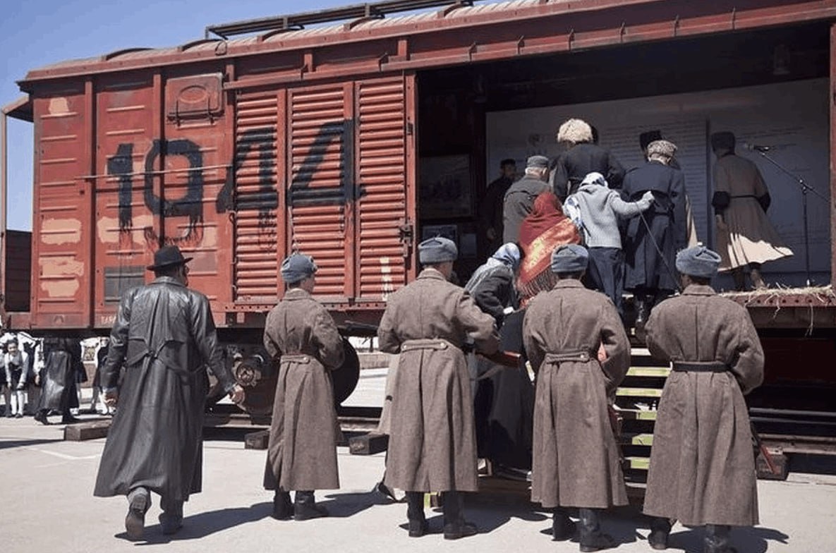 В России стали запрещать выдачу историкам дел о репрессированных в советский период