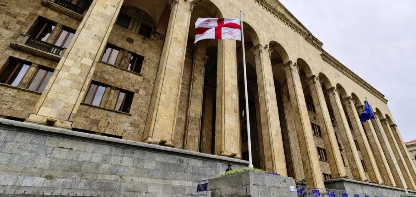 В Грузии приняли законопроект, запрещающий проведение акций протеста «в месте передвижения людей» без уведомления полиции