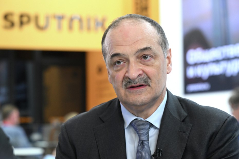 Глава Дагестана сообщил о смерти чиновника, перевозившего грузы для российских войск