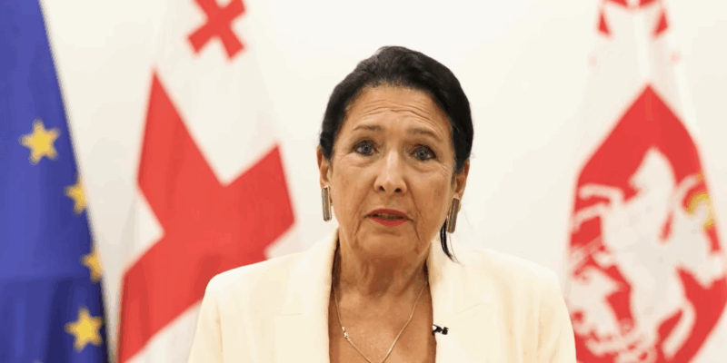 Зурабишвили обратилась к президенту Украины со словами поддержки