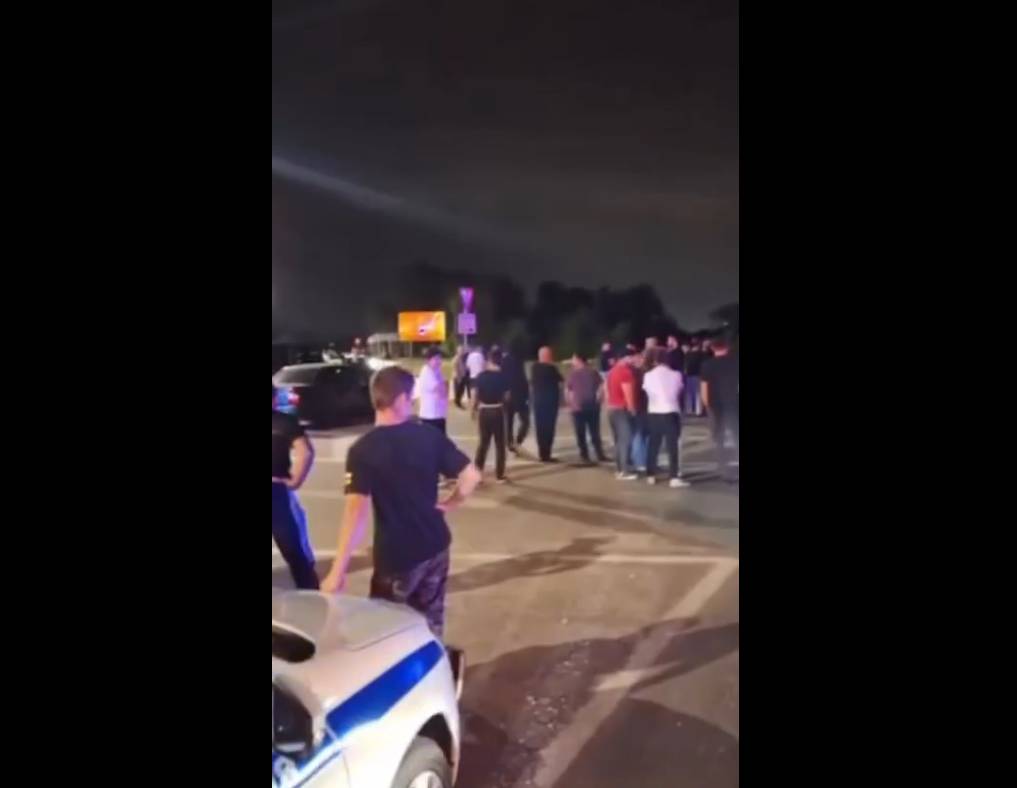 После потасовки на границе с Ингушетией власти Северной Осетии распорядились перекрывать въезды в регион