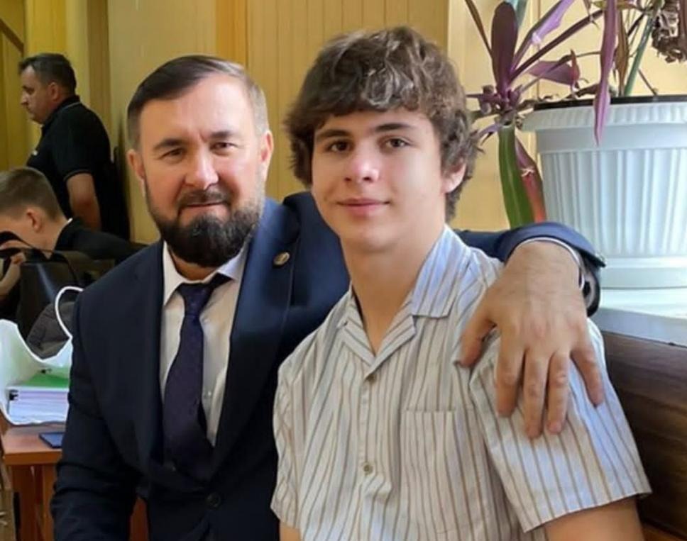 The Chechen Ombudsman stated that he considers the teenager's house arrest unjustified