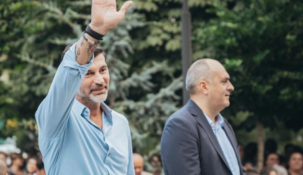 Каладзе назвал стычку у штаба провокацией, а участниц акции — существами «другой породы» 