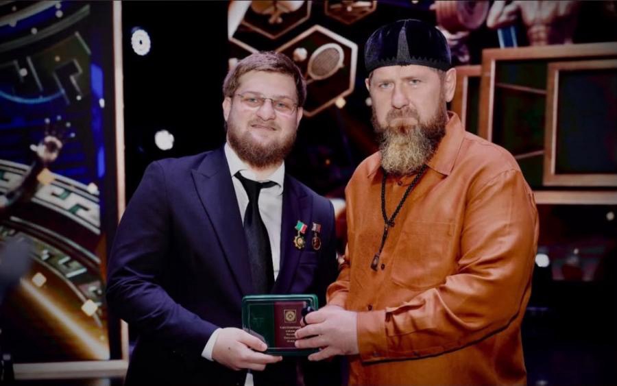 Сын главы Чечни получил «геройское» звание. На этот раз — старший