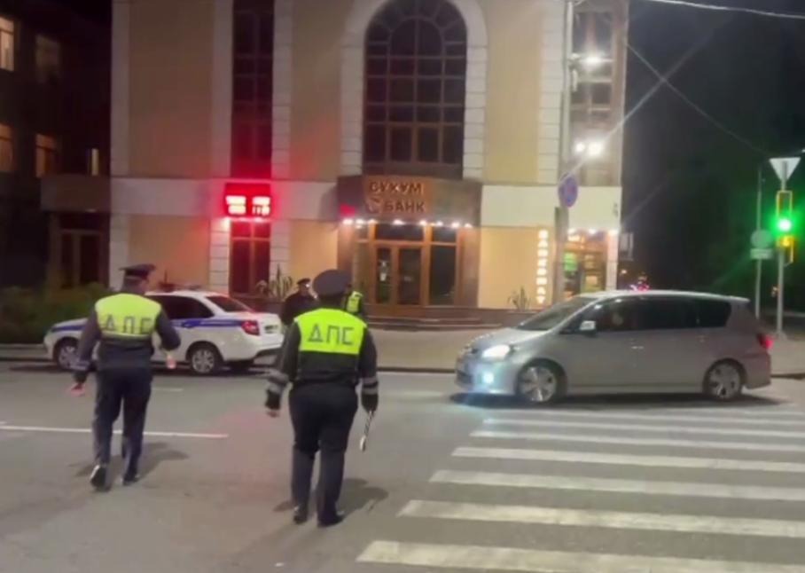 Protests in Abkhazia in support of oppositionists who opposed ratification of agreement with Russia