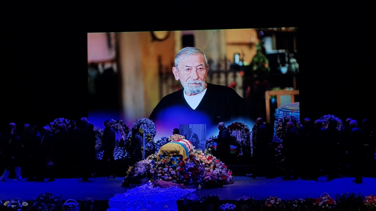 Умер Вахтанг Кикабидзе