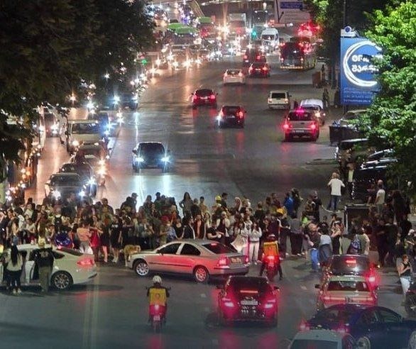 Евросоюз осудил разгон митинга против закона об иноагентах в Грузии