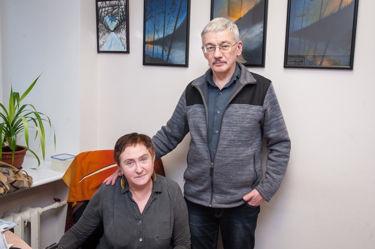 Political prisoner Oleg Orlov, held in a pre-trial detention center, cannot call his wife