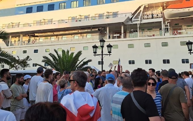 19 people detained at protest against Russian cruise ship in Batumi