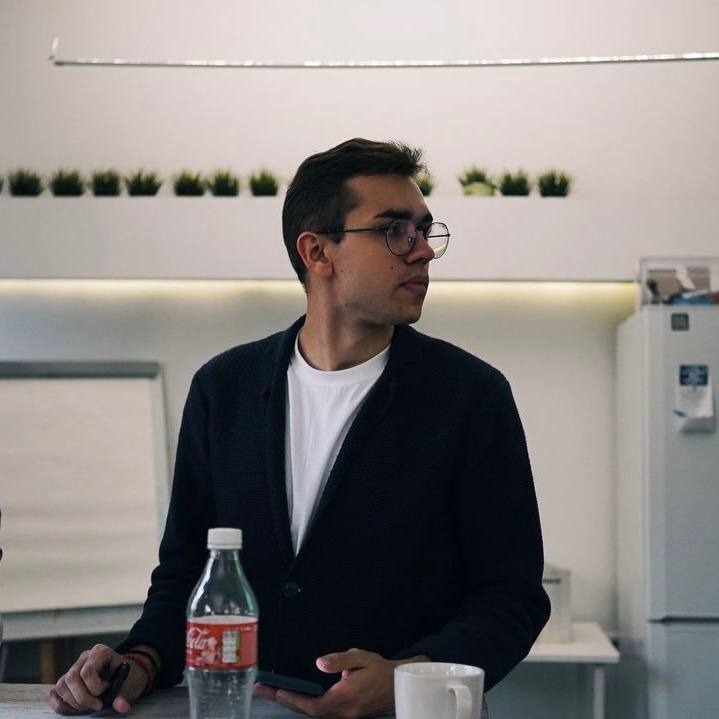 Georgia denies entry to yet another Russian activist