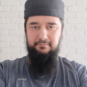 Ингушский оппозиционный блогер сообщил о визите полицейских к его отцу.