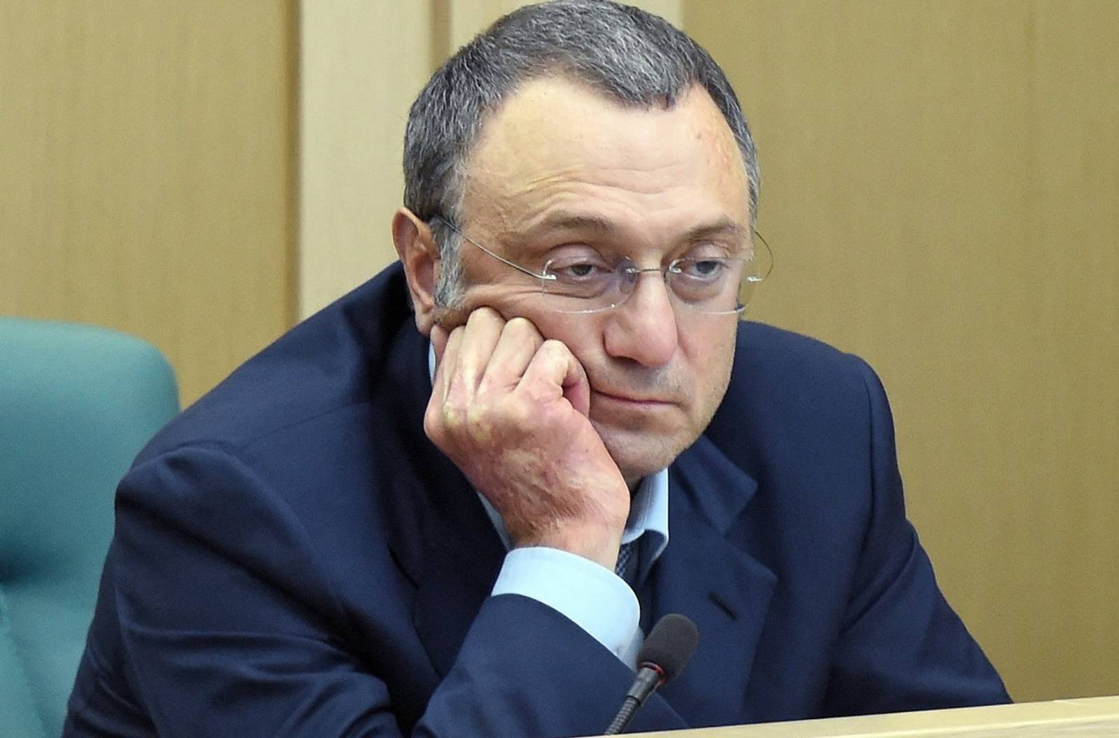 Дочь и племянник Сулеймана Керимова попали под санкции Великобритании