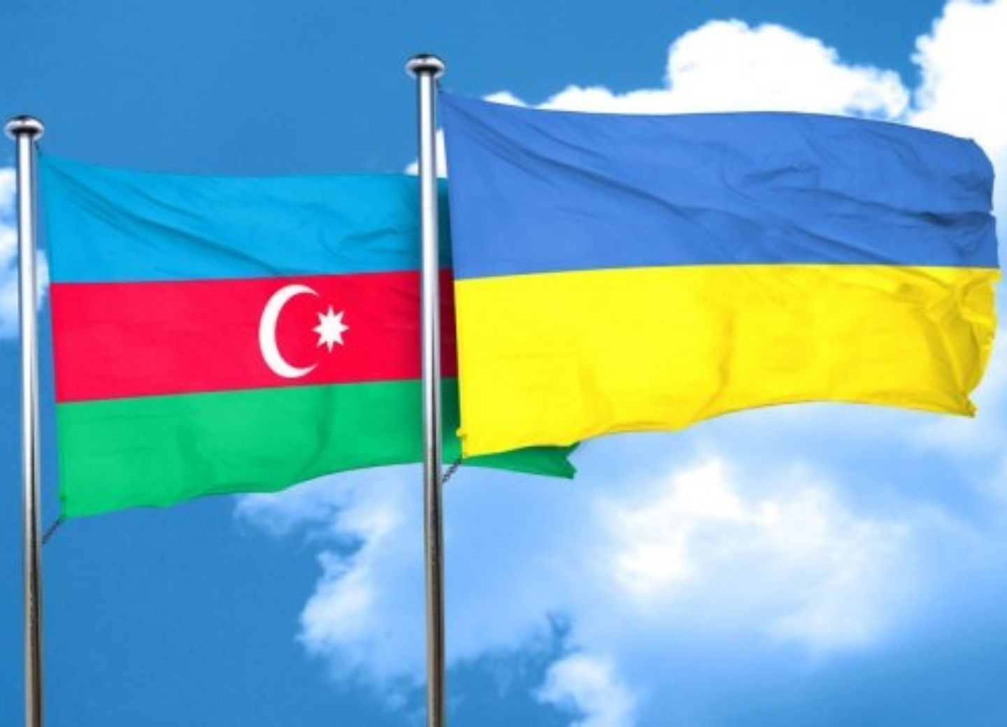 Foreign Minister: Azerbaijan continues to provide humanitarian assistance to Ukraine
