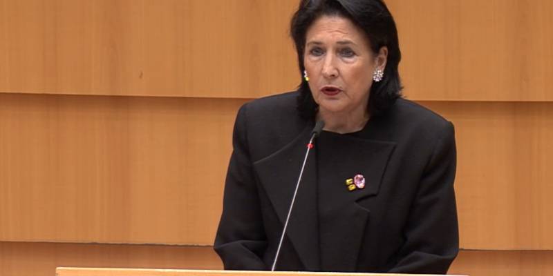 Президент Грузии выразила поддержку Украине