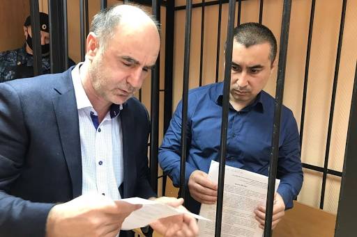 В Москве чеченскому адвокату продлили арест на три месяца