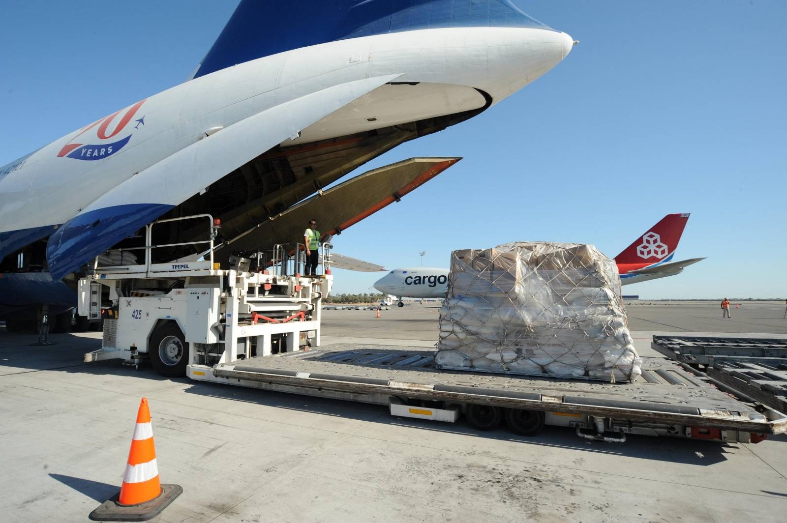 Украина поблагодарила Азербайджан за оказанную гумпомощь