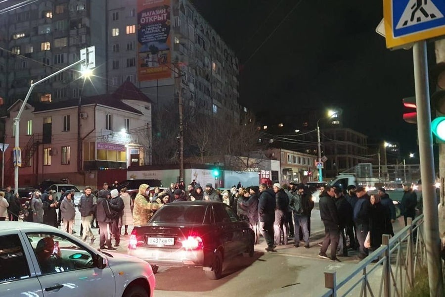 Жители Махачкалы снова выходили на улицы из-за хронического отсутствия электричества