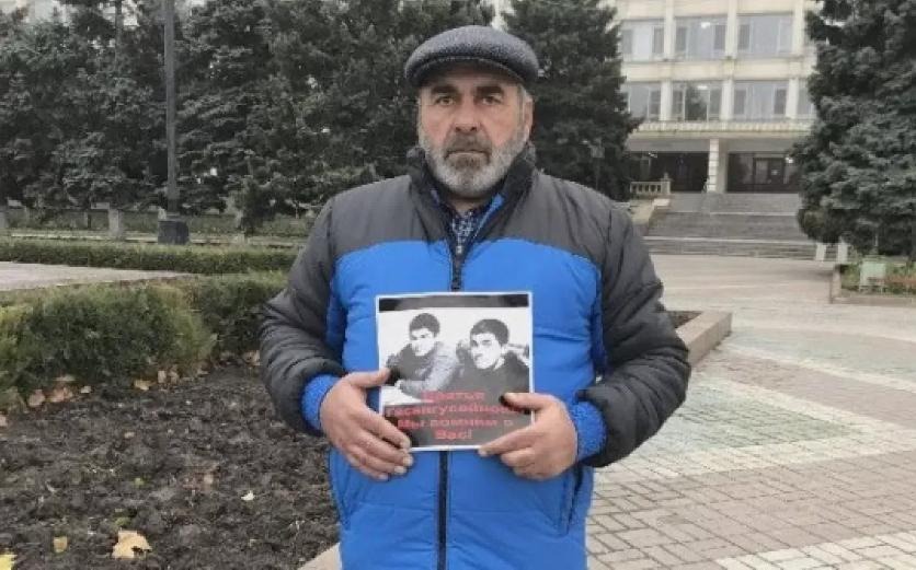 В поддержку сопредседателя «Мемориала» выступил отец братьев-пастухов, убитых в Дагестане силовиками