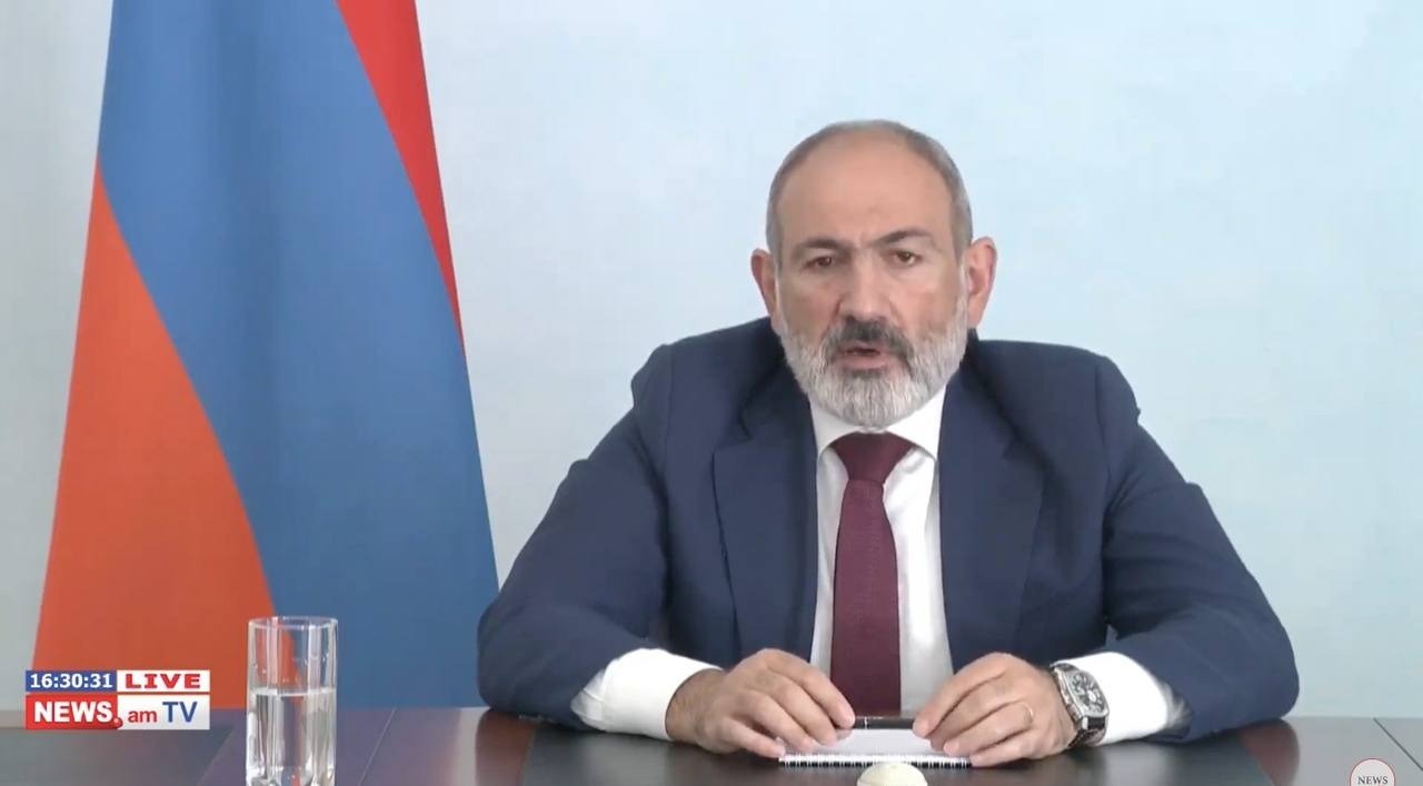 Пашинян заявил, что РФ не оповещала Армению о нападении Азербайджана на Карабах