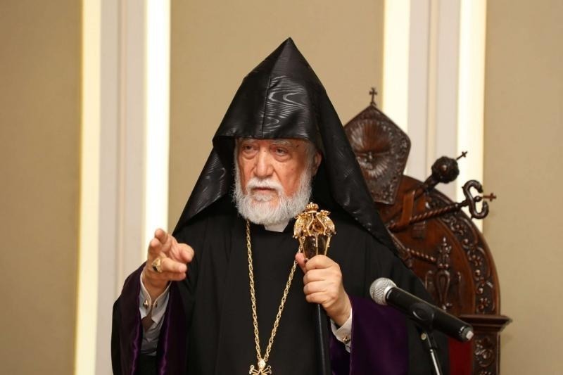 The Catholicos of Armenia called on his compatriots to unite to save Nagorno-Karabakh