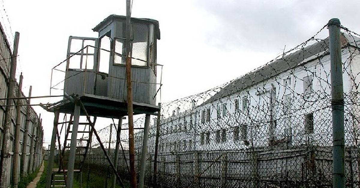 One of those convicted in the murder of a Dagestani journalist was found dead in a colony