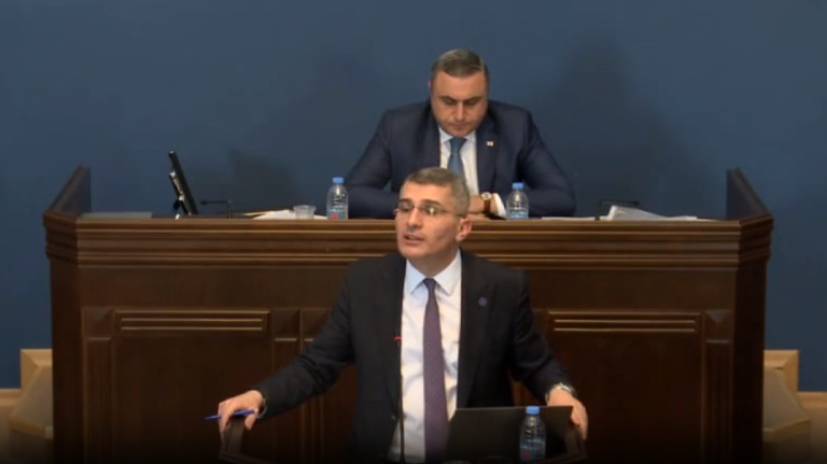 A mass brawl occurred in the Georgian parliament during the discussion of the law on foreign agents