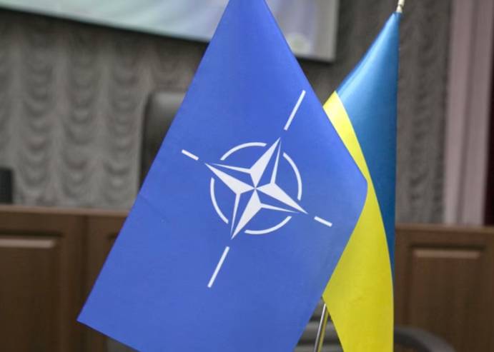 НАТО обещает Украине широкий доступ к оружию после завершения войны