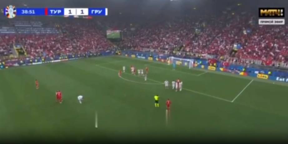 На Чемпионате Европы по футболу болельщики Грузии скандировали «Путин – х..ло!»