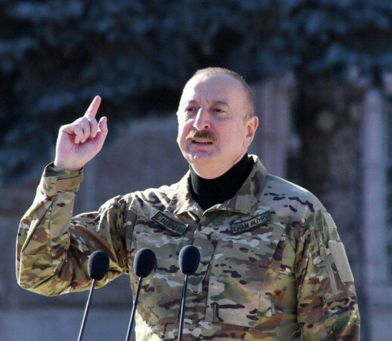 Президентские выборы в Азербайджане перенесены с 2025 года на февраль 2024-го