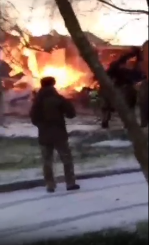 В Чечне сгорел штаб мотострелкового полка