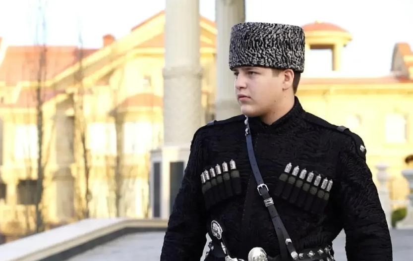 Сын главы Чечни пригрозил «врагам и шайтанам» за рубежом